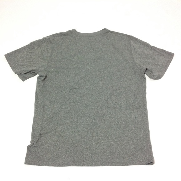 New Nike Dri Fit Shirt Size M Gray Shortsleeve - Picture 2 of 3